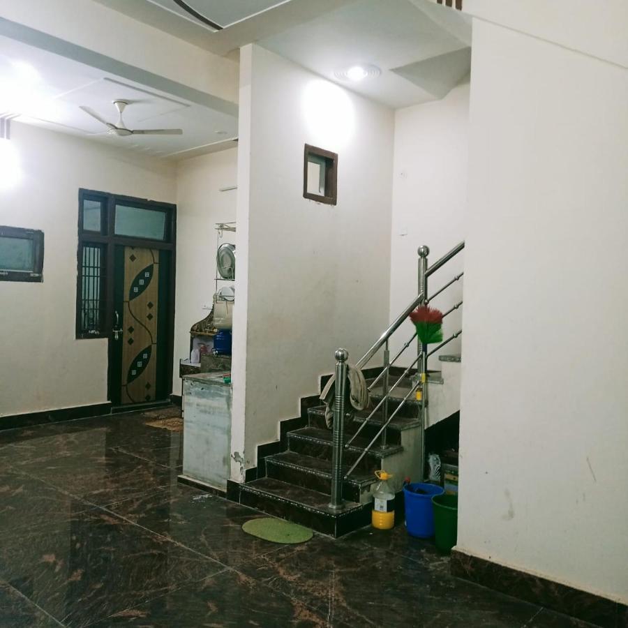 Radha Bhavan Vrindāvan エクステリア 写真