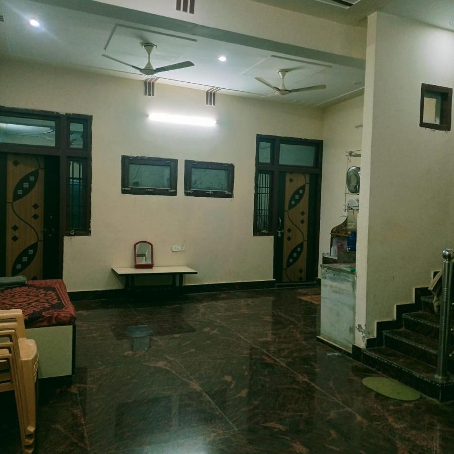 Radha Bhavan Vrindāvan エクステリア 写真